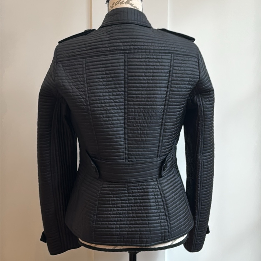 Burberry Black Quilted Women's Jacket - Picture 2 of 6